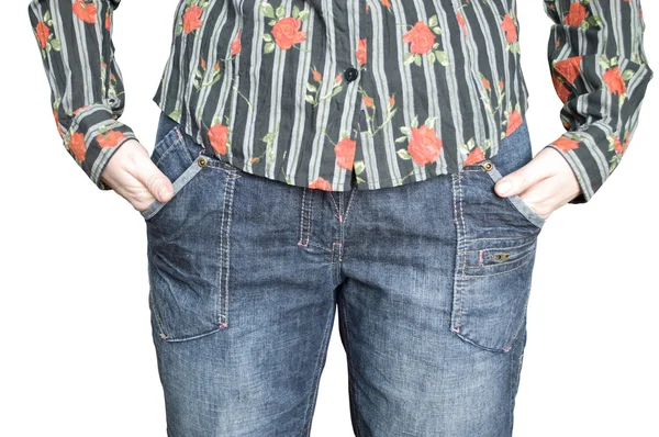 Ręce w kieszeniach jeansów — Zdjęcie stockowe