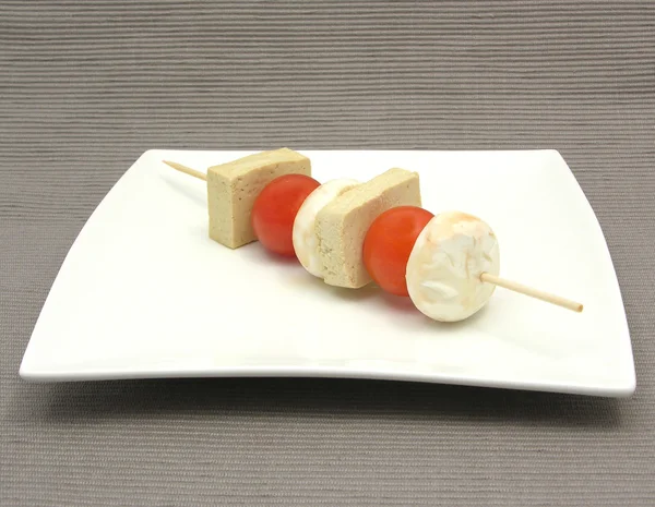豆腐とライス o と唾を吐きかける野菜 — ストック写真