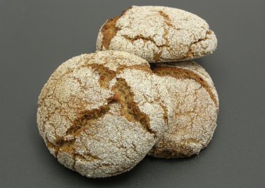 Kepekli vinschgauer buns