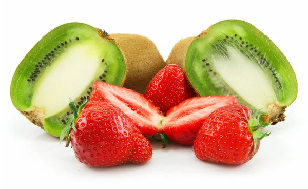 Ripe Sliced Kiwi and Strawberries Isolat — Stock Photo, Image