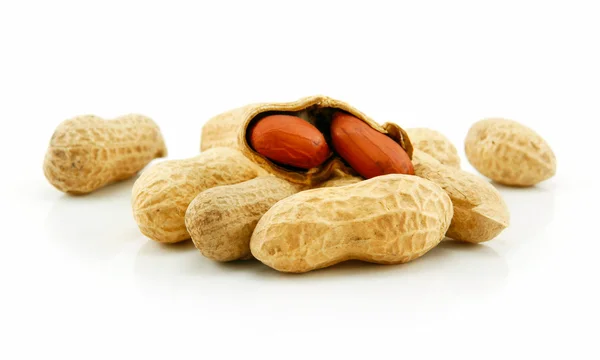 Ripe Dried Peanut Isolated on White — Stock Photo, Image