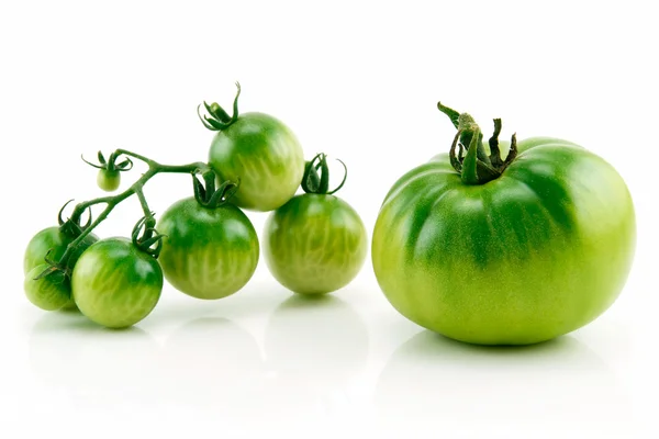 Grono dojrzałe pomidory żółte i zielone — Zdjęcie stockowe
