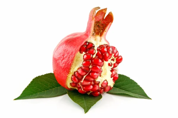 Ripe Sliced Pomegranate Fruit with Leave — Stock Photo, Image