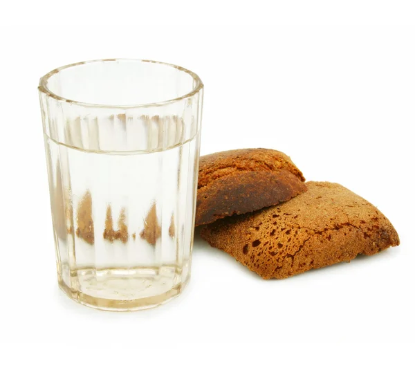 Ekmek kabuğu ve alkol cam — Stok fotoğraf