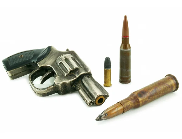 Revolver and bullets — Stock Photo, Image