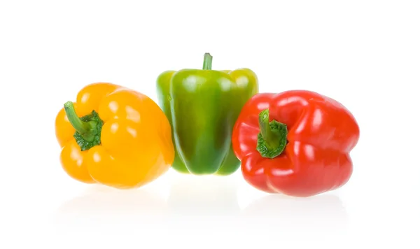 Pimentón amarillo, verde y rojo maduro — Foto de Stock