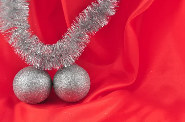Red background silver ball — Stock Photo, Image