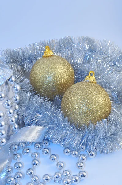 Silver blue background gold ball — Stock Photo, Image