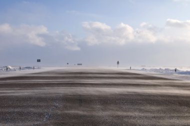 kötü hava yolu üzerinde