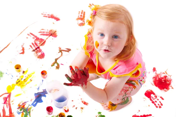 Criança em tinta — Fotografia de Stock