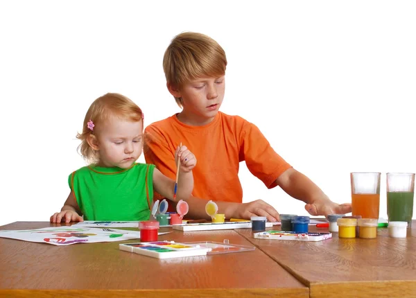 Niños con dibujo —  Fotos de Stock