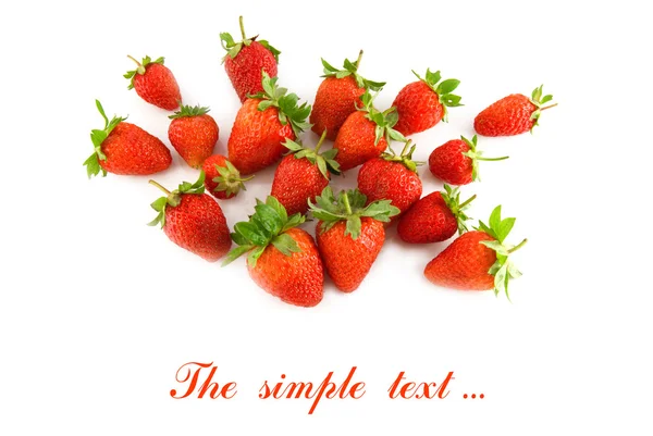 Groupe de fraises mûres sur une ba blanche — Photo