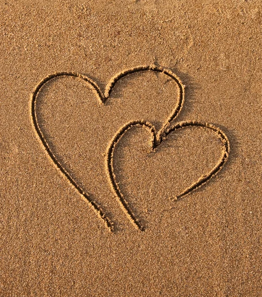 A homokba rajzolt szívek — Stock Fotó