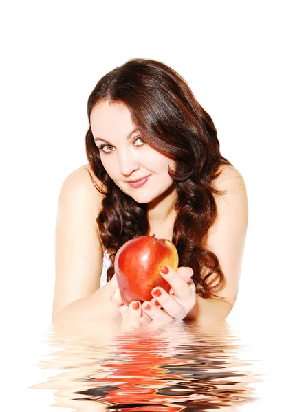 Η όμορφη νεαρή γυναίκα με ένα μήλο — Φωτογραφία Αρχείου
