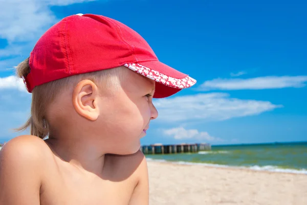 海岸の素敵な子供の肖像画 — ストック写真