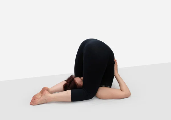 Poses de yoga —  Fotos de Stock