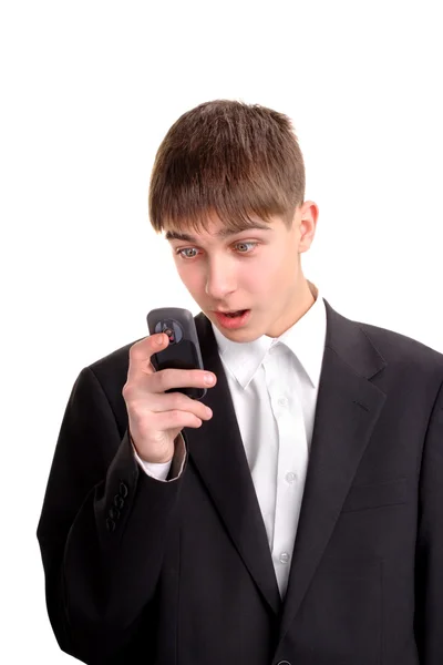 Έφηβος παίρνει sms — Φωτογραφία Αρχείου