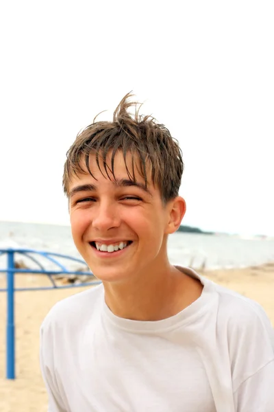 Teenager na pláži — Stock fotografie