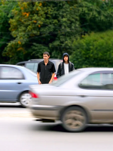 Tonåringar på gatan — Stockfoto