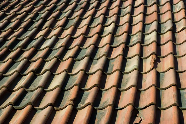 タイル張りの屋根のテクスチャ — ストック写真