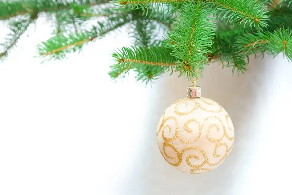Jul dekoration på träd — Stockfoto