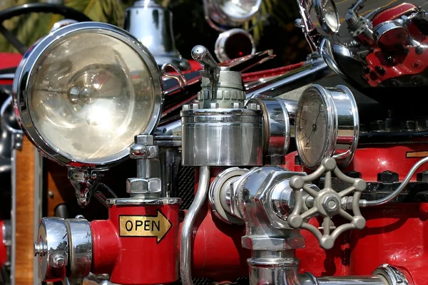 Старий пожежна машина — стокове фото