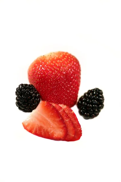 Φράουλα, βατόμουρο — Φωτογραφία Αρχείου