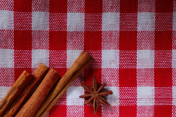 yıldız anason ile tarçın