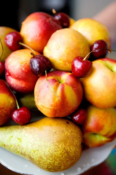 新鲜浆果和水果 — 图库照片