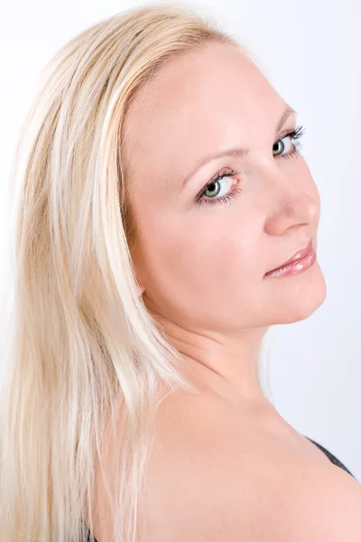 Närbild face vacker blond kvinnas — Stockfoto
