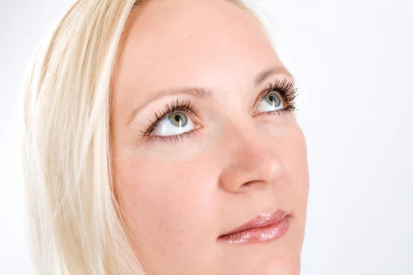 Close-up tvář krásná blondýnka — Stock fotografie