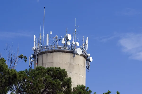 Communications antennas — Stock Photo, Image