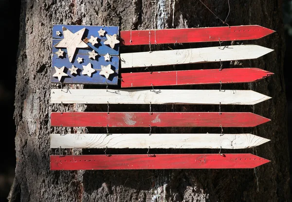 Trä amerikanska flaggan. — Stockfoto