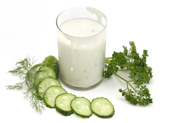 Kefir with cucumber, parsley and fennel — Stock Photo, Image