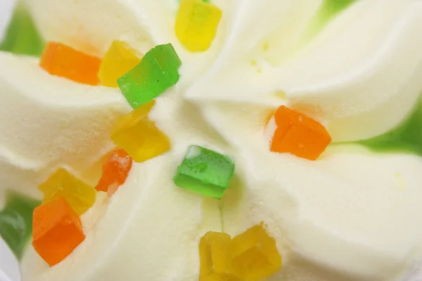 Ice-cream with marmalade — Stock Photo, Image