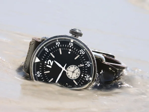 Water resistant watch — Stock Photo, Image