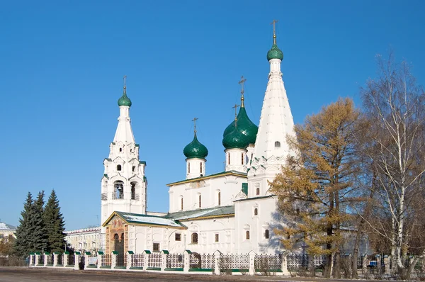 Vue de la vieille église de Yaroslavl, Russie — Photo