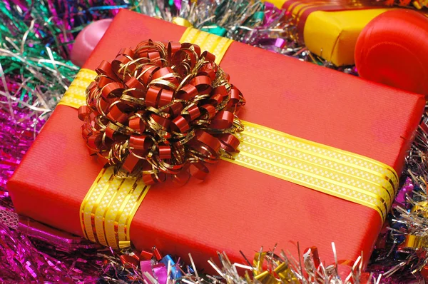 Christmas Ornament och gåvor — Stockfoto
