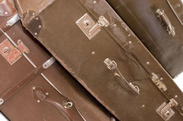 Eski beyaz izole bavul yığın — Stok fotoğraf