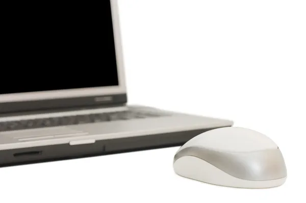 Φορητό υπολογιστή με το ποντίκι που έχουν απομονωθεί — Φωτογραφία Αρχείου