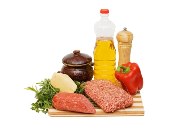 Vers vlees en verschillende componenten — Stockfoto