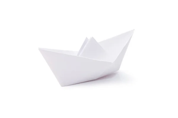 白で隔離される紙の船 — ストック写真