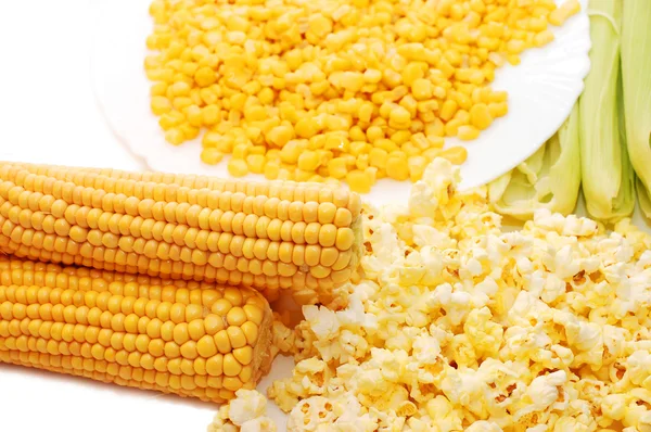 Maíz fresco, maíz en conserva y palomitas de maíz —  Fotos de Stock