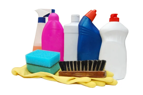 Plastové lahve detergentu odráží na bílém pozadí — Stock fotografie