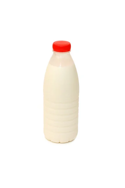 Flasche Milch auf isoliertem Weiß — Stockfoto