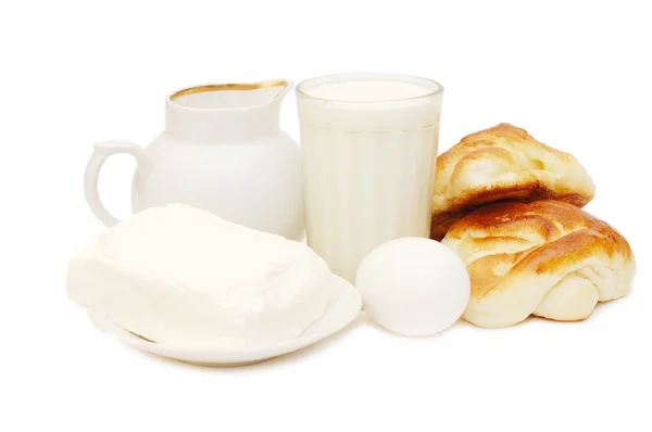 Gezond ontbijt - melk, eieren, cottage — Stockfoto