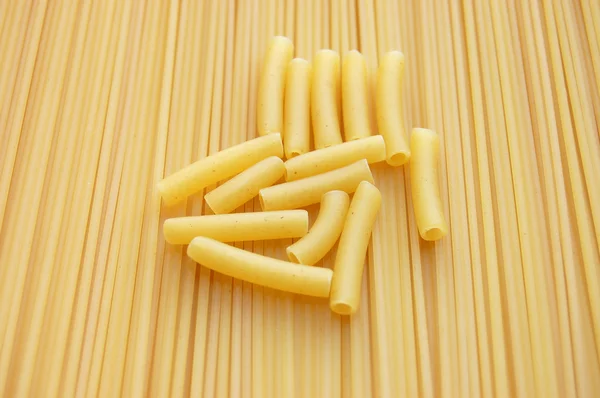 Détail des pâtes Macaroni utile comme fond — Photo