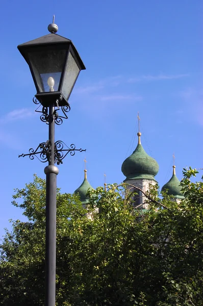 灯笼在古老的修道院 — 图库照片
