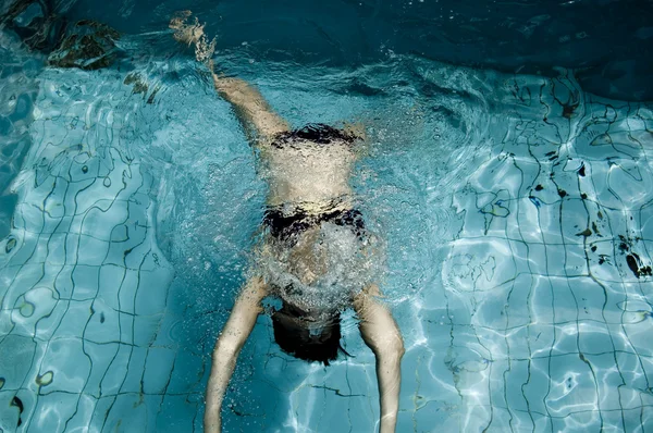 soyut pool.underwater kadınlarda.