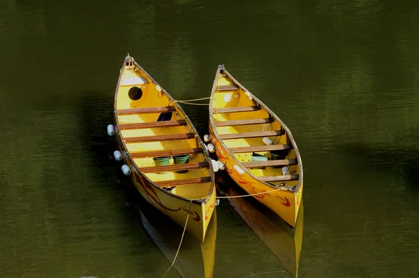 Canoes — Fotografie, imagine de stoc